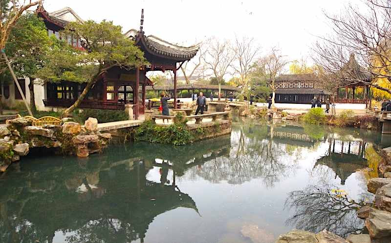 [사진] 쑤저우의 정원 중 세계문화유산에 등재된 졸정원(拙政園)의 중원 (출처: 필자 직접 촬영)