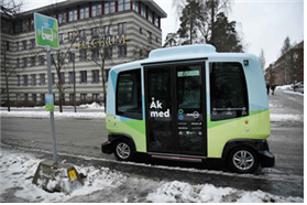 [그림 1] 스톡홀름시의 자율주행 버스와 버스 정류장